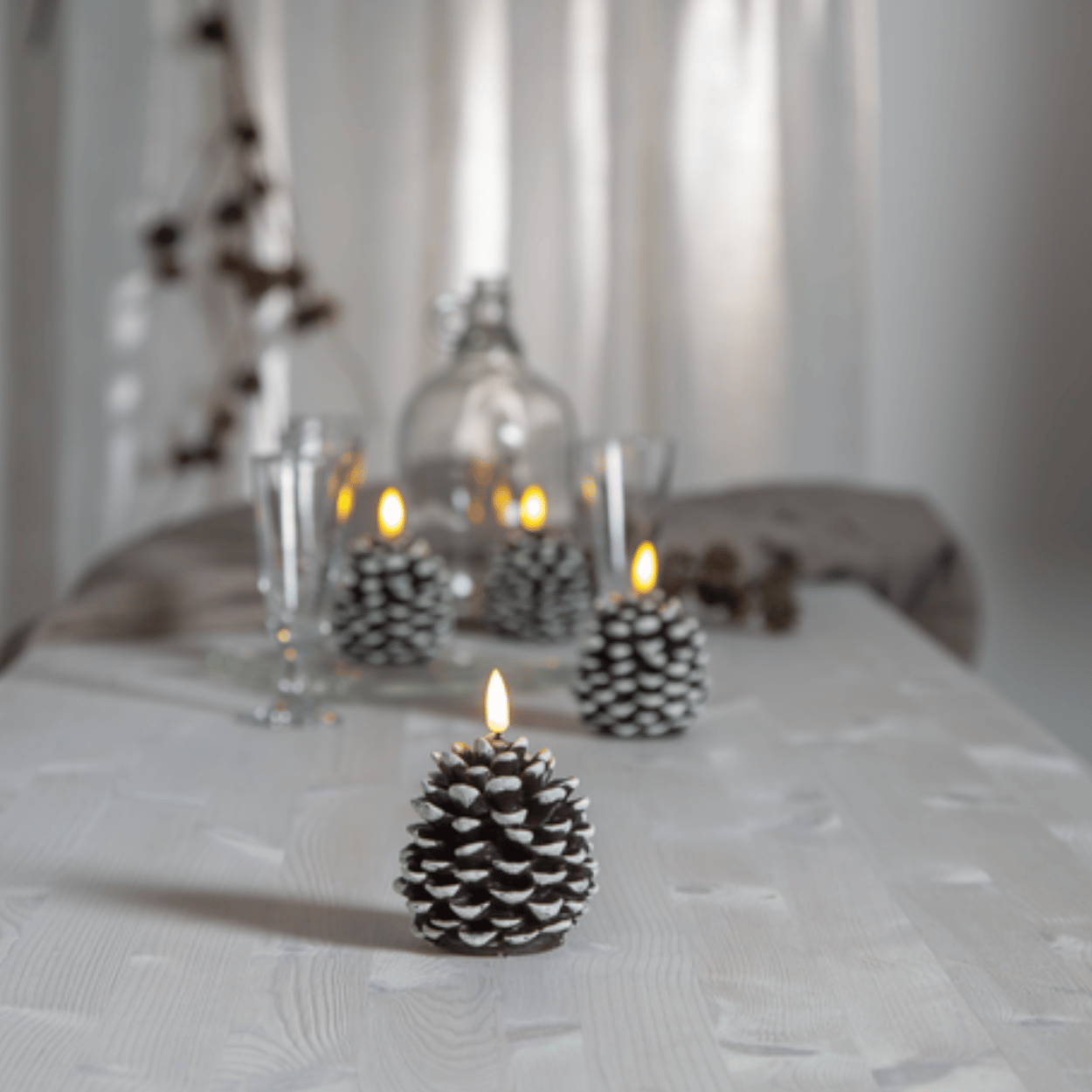 Pinecone LED Candle – Brown, 8 x 10.5 cm