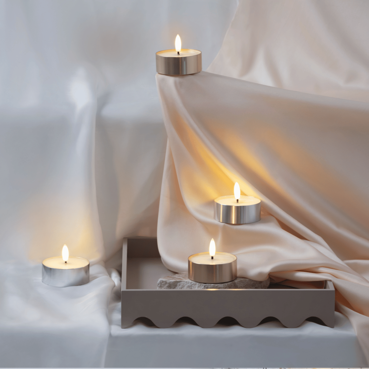 Moods & More LED waxinelichtje Melted Zilver – 6,3x2,5 cm