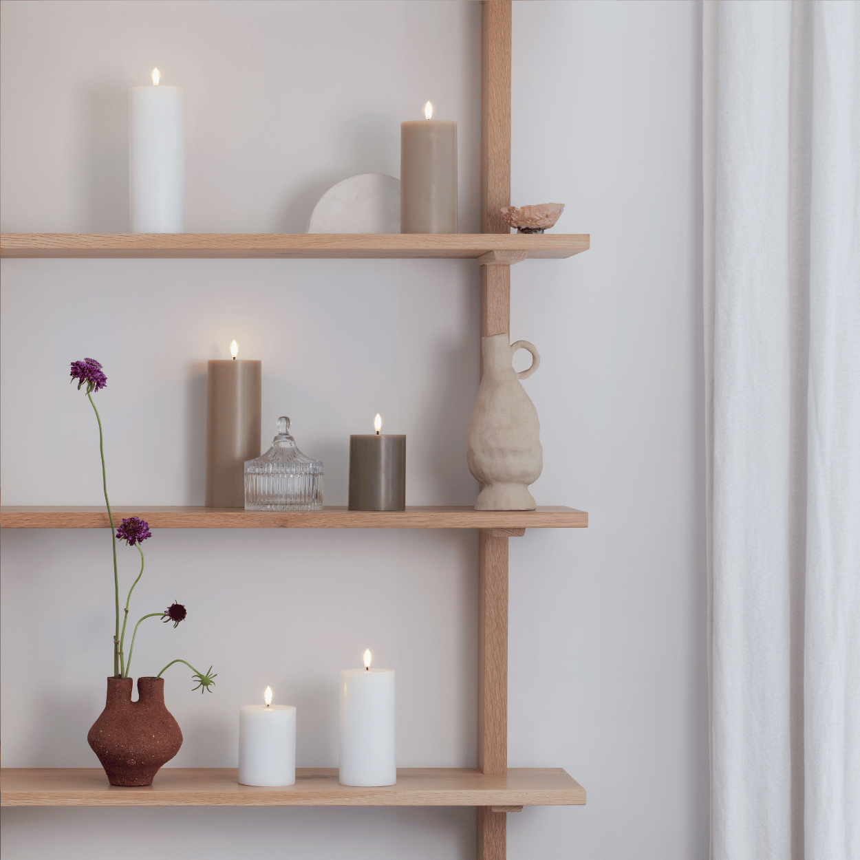 Moods & More 3er-Set LED-Stumpenkerzen – Seidenweiß