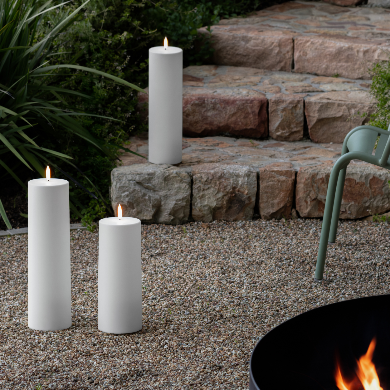 Uyuni Outdoor LED Maxi Pillar Candle – White – 12x30 cm