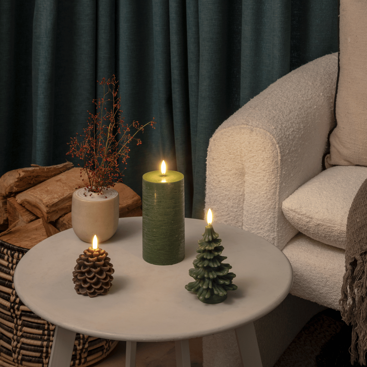 Uyuni LED Weihnachtsbaumkerze – Kieferngrün, 9x12 cm