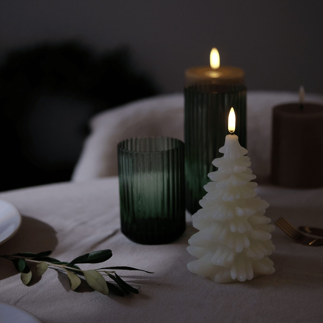 Uyuni LED Weihnachtsbaumkerze – Nordic White, 10x15 cm