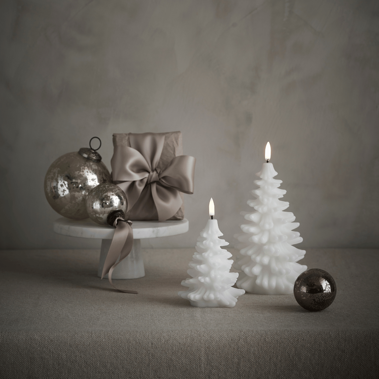 Uyuni LED Weihnachtsbaumkerze – Nordic White, 9x12 cm