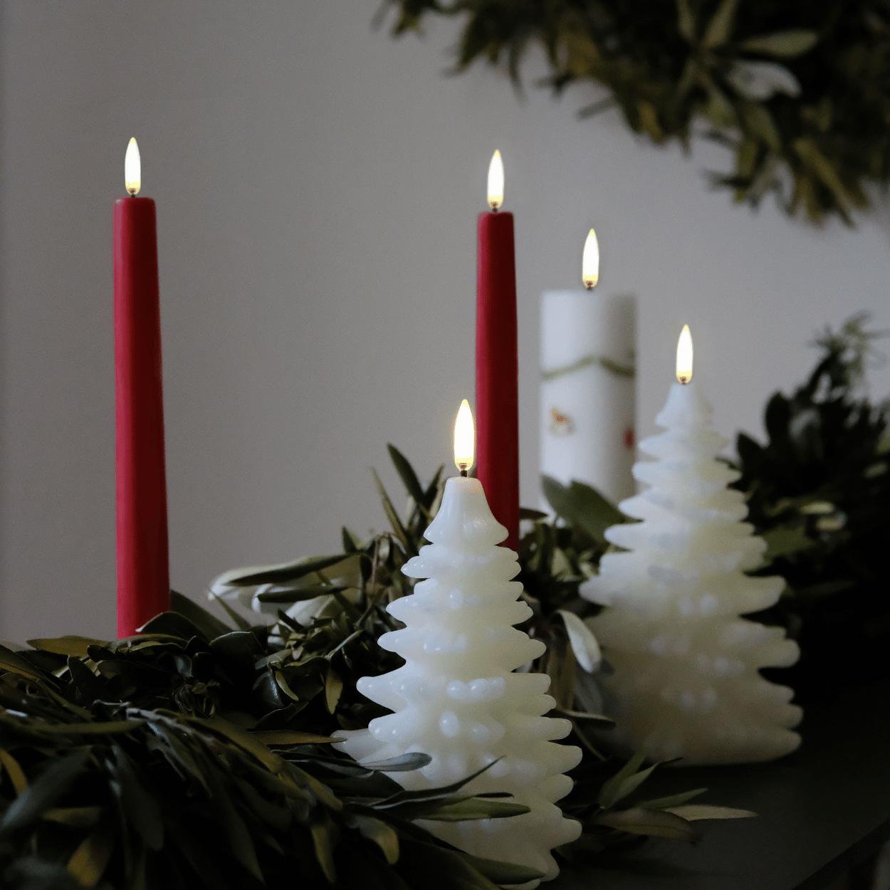 Uyuni LED Weihnachtsbaumkerze – Nordic White, 9x12 cm