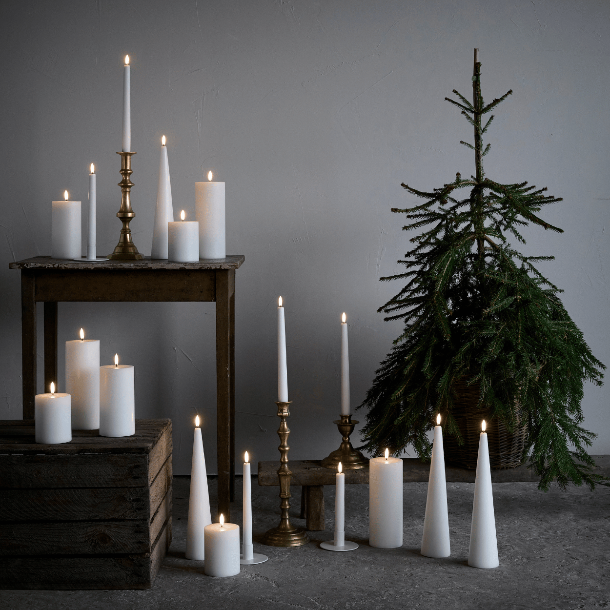 Uyuni Set mit 3 LED-Stumpenkerzen Rustikal – Nordisches Weiß
