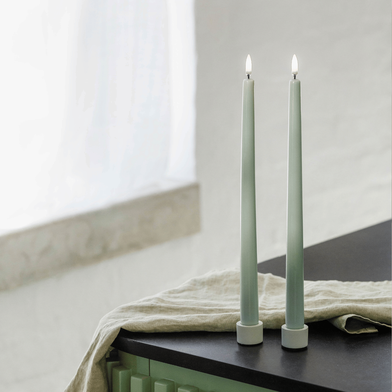 Uyuni LED dinerkaars, Dusty Green, Glad, 2 stuks, 2,3x25 cm
