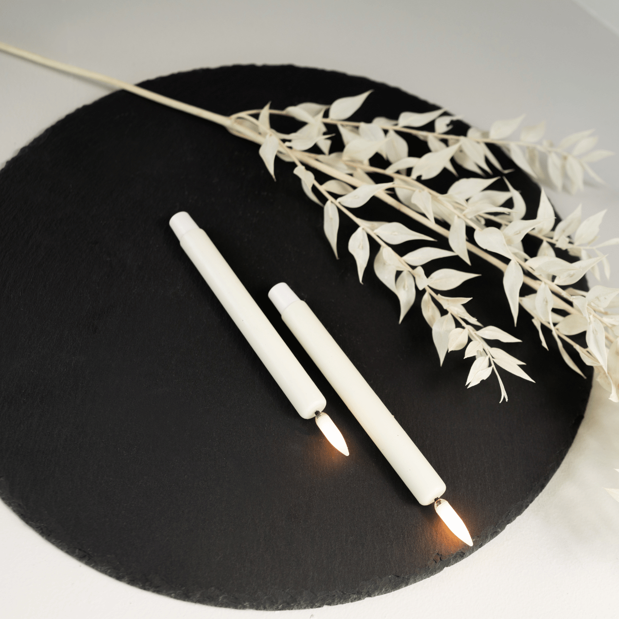 Uyuni LED mini dinerkaars – Nordic White – Glad – 2 stuks – 1,3x25 cm