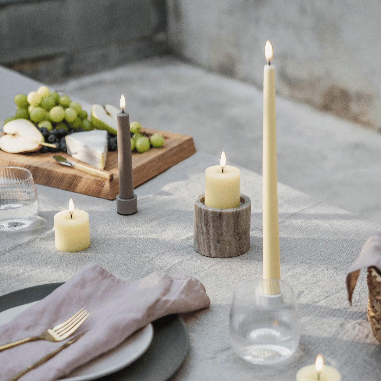 Uyuni LED slanke dinerkaars, Wheat Yellow, Glad, 2 stuks, 2,3x32 cm