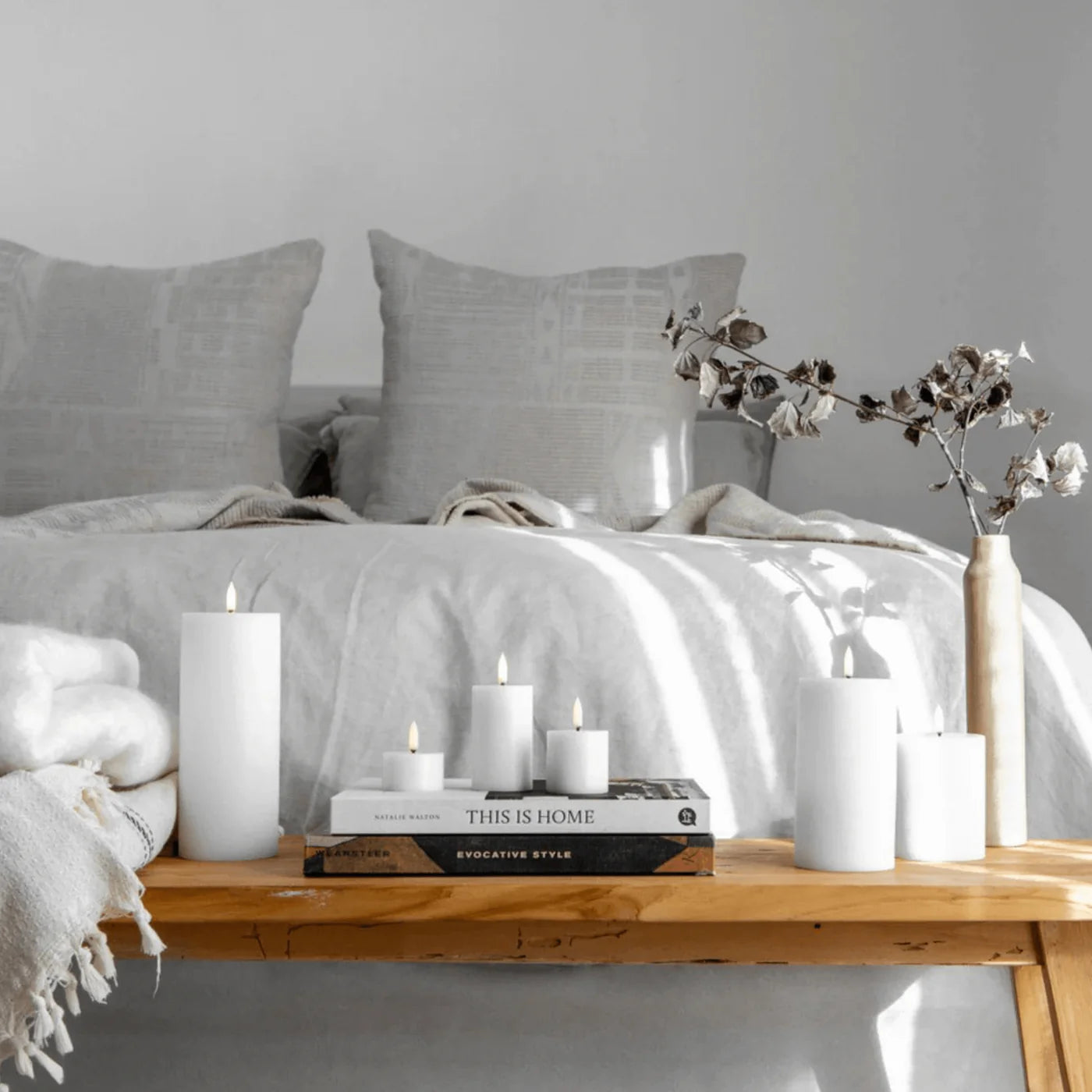 Uyuni Set of 3 LED Pillar Candles, Melting Pool Effect, Nordic White & Grey