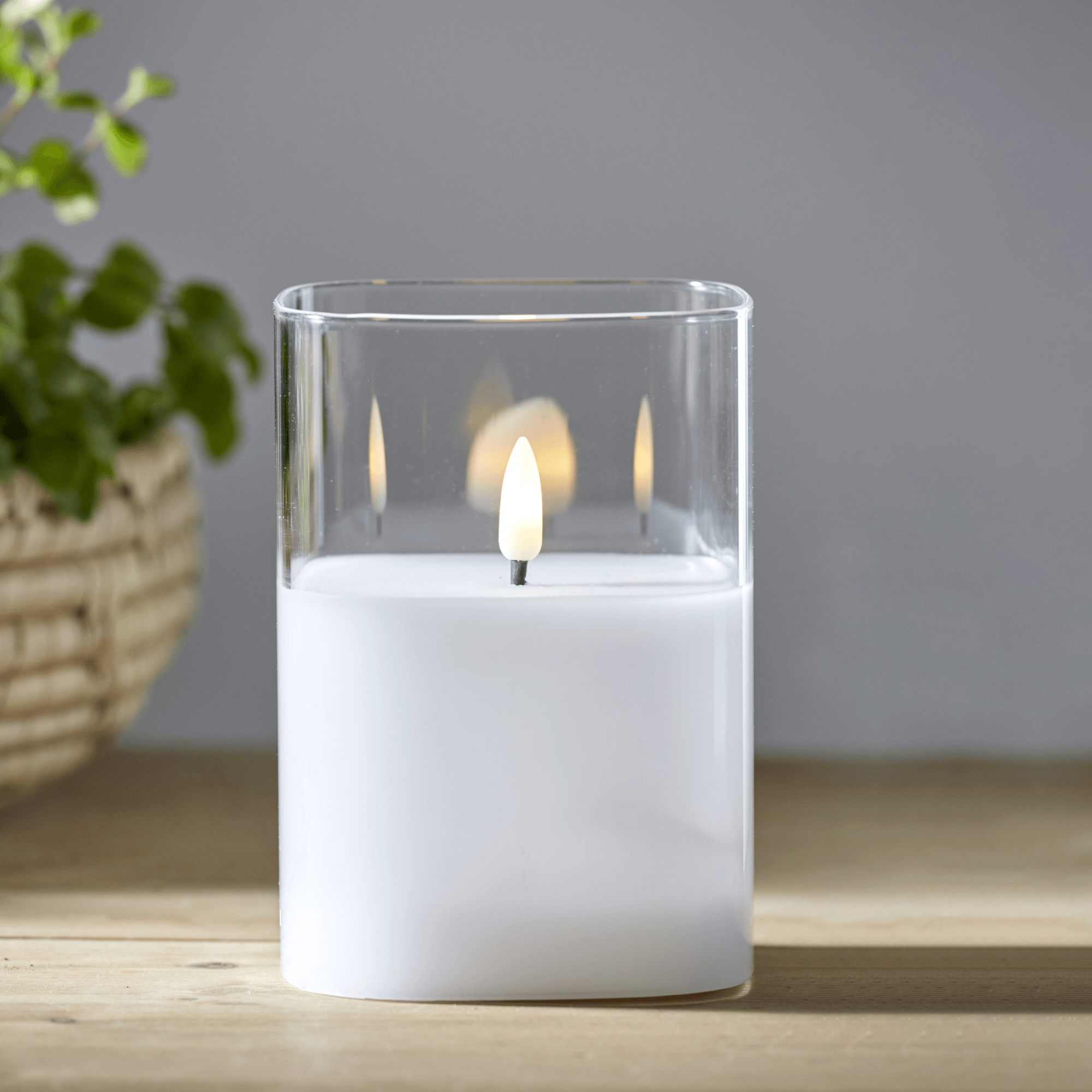 LED-kaars in glas, Transparant, 9x12,5 cm | TED Lights