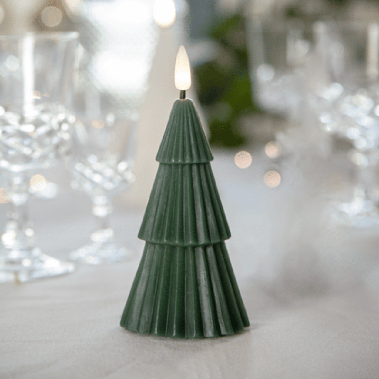 LED Christmas Tree Candle – Green, 7x15 cm