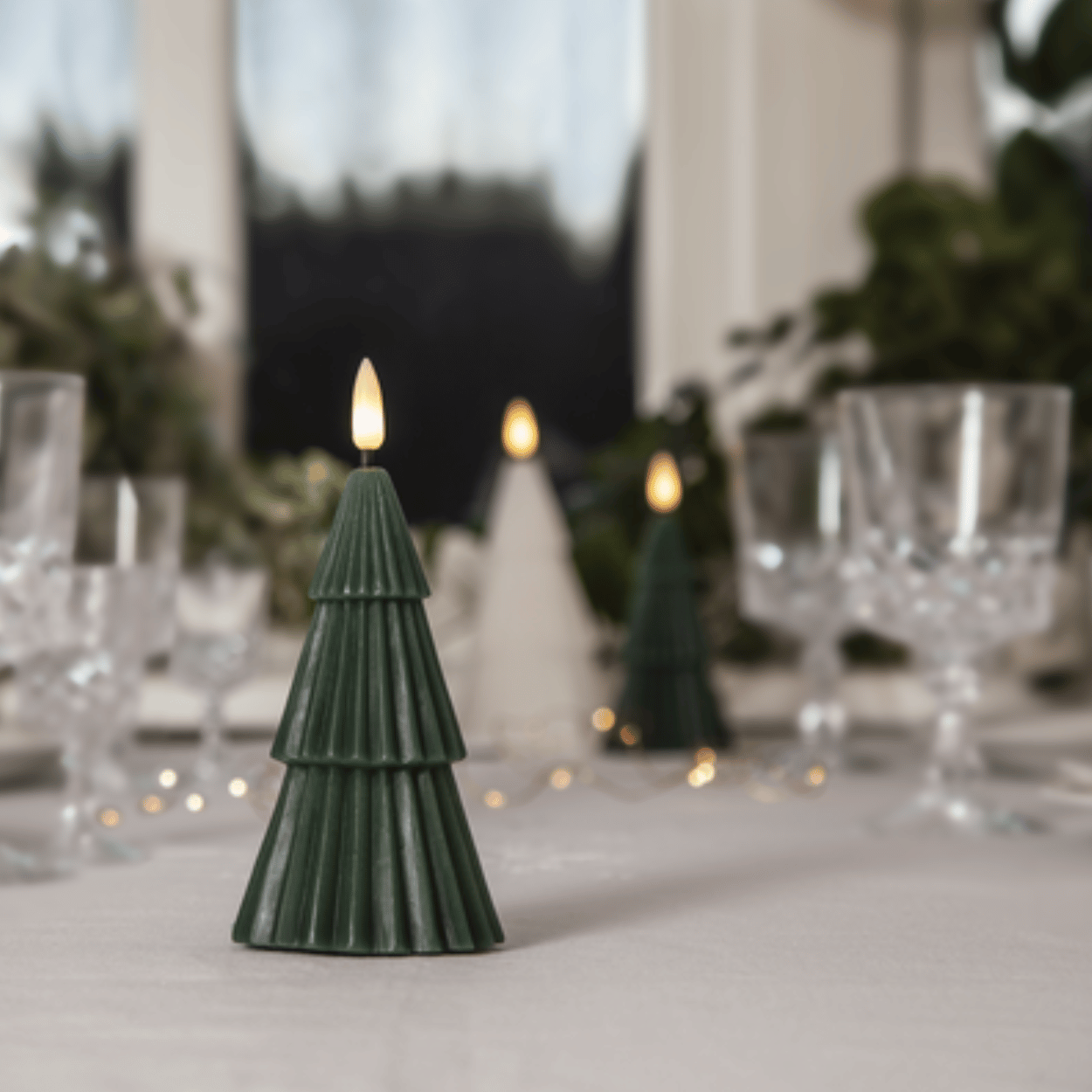 LED Christmas Tree Candle – Green, 7x15 cm