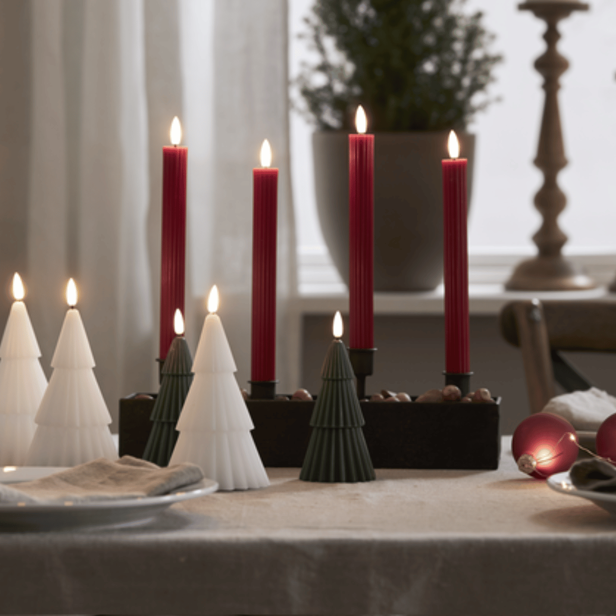 LED Christmas Tree Candles Set – Green &amp; White