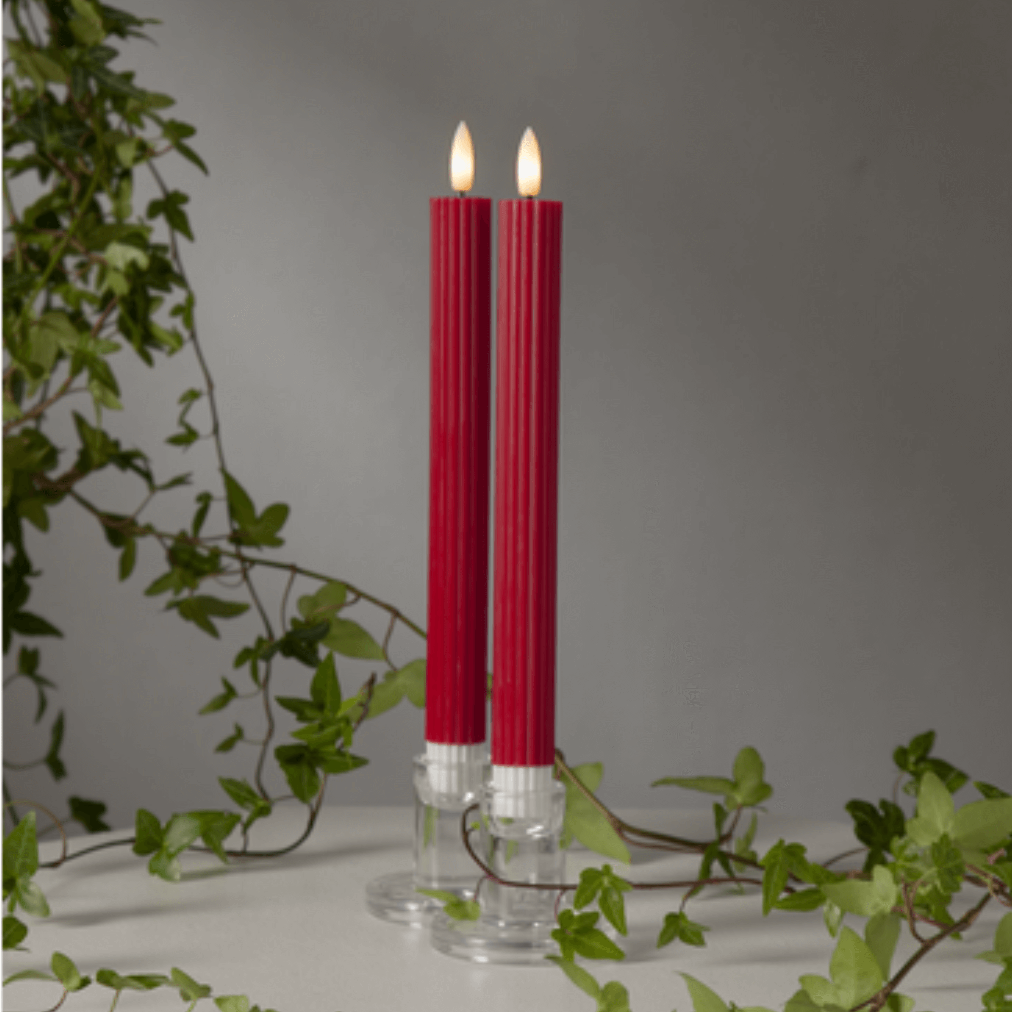 LED dinerkaarsen, Rood, Ribbel, 2 stuks, 2,1x25 cm | TED Lights