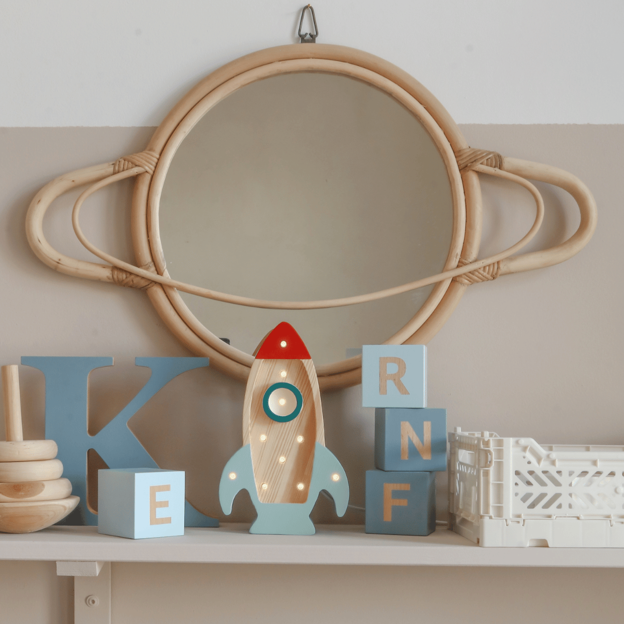Little Lights Raket Mini Lamp – Hout