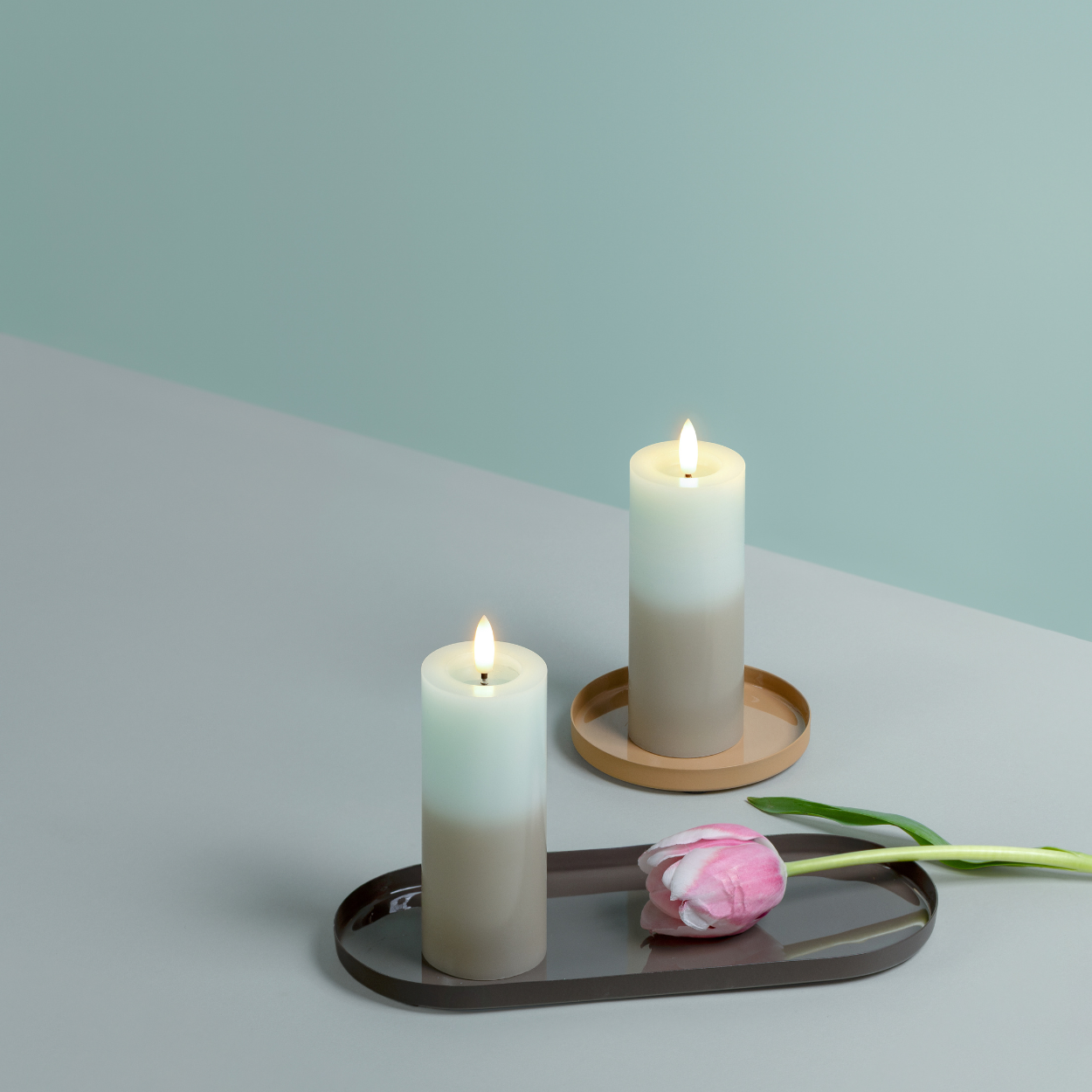 Moods & More LED Pillar Candle – Silk Melted – Multi-colour Green – 49x125 mm