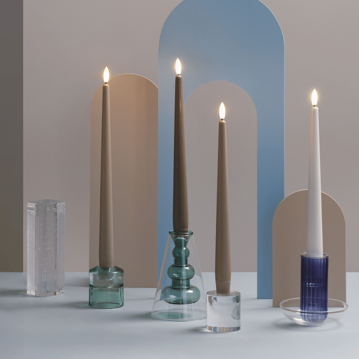 Moods & More LED dinerkaarsen Silk Sand – 2 stuks – 2,3x25 cm