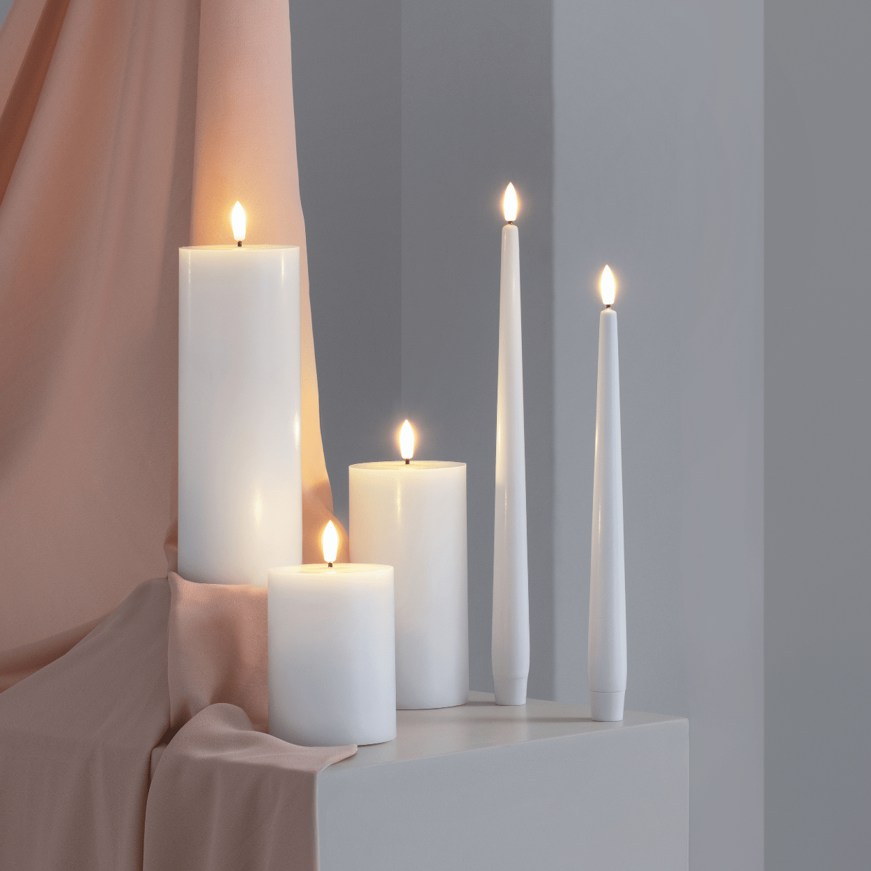 Moods & More LED dinerkaarsen Silk Wit – 2 stuks – 2,3x25 cm