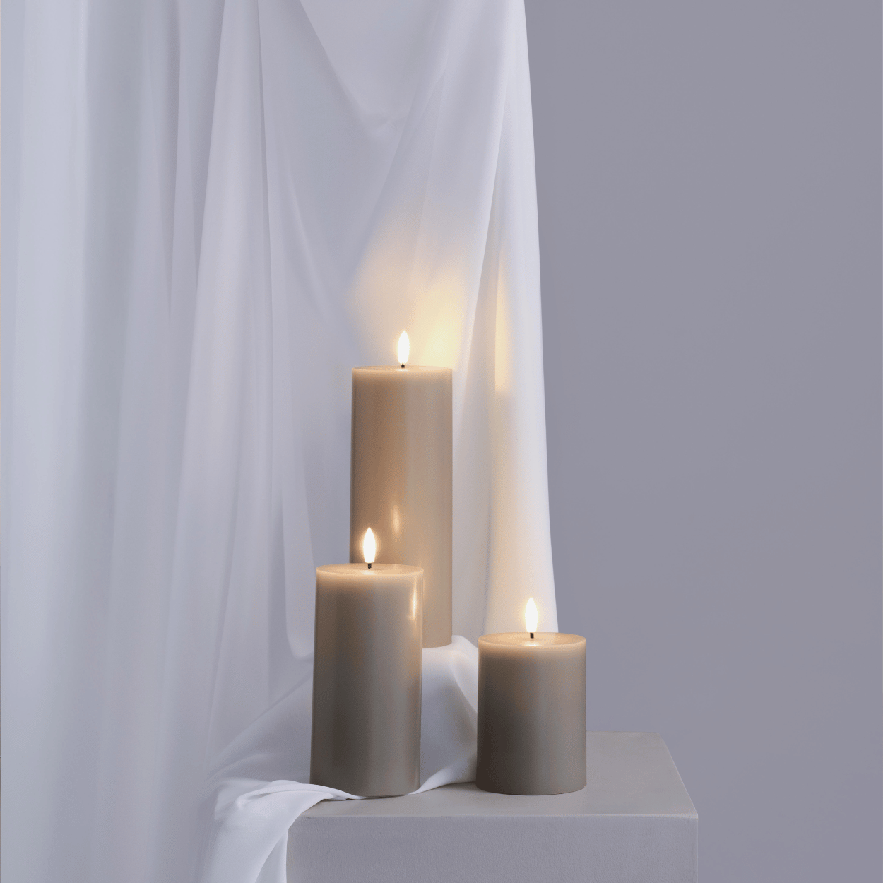 Moods &amp; More 3er-Set LED-Stumpenkerzen – Seidensand