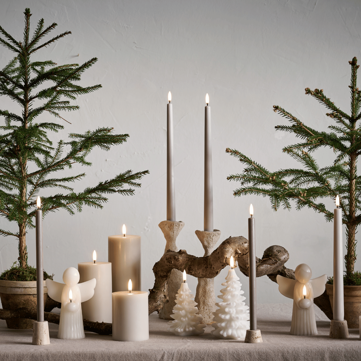 Uyuni LED Kerstboomkaars – Nordic White, 9x12 cm