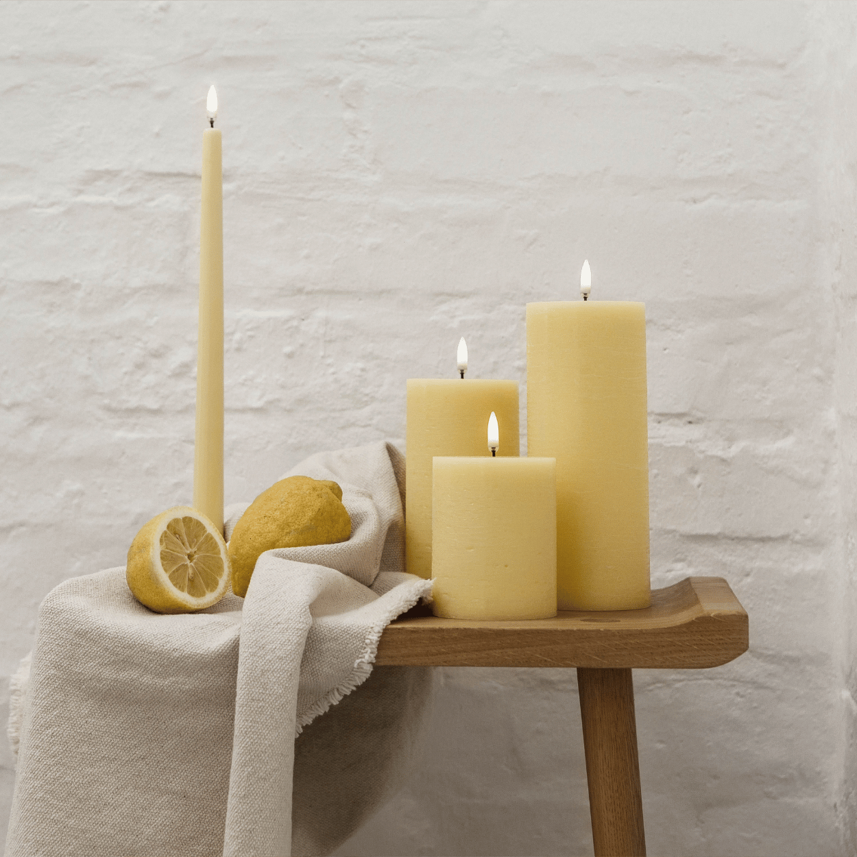 Uyuni LED dinerkaars, Wheat Yellow, Glad, 2 stuks, 2,3x25 cm