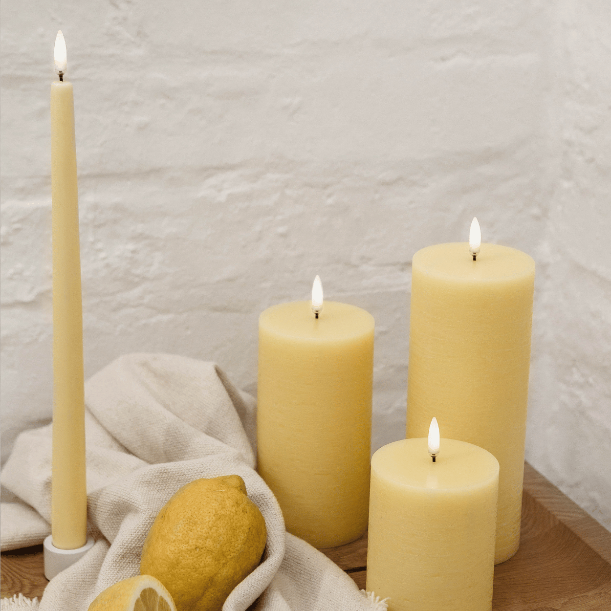 Uyuni LED dinerkaars, Wheat Yellow, Glad, 2 stuks, 2,3x25 cm