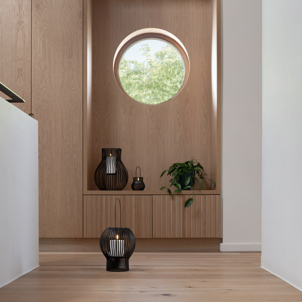 Uyuni UPSIDE DOWN Lantaarn – Outdoor – Medium – Zwart – 20,5x25,5 cm